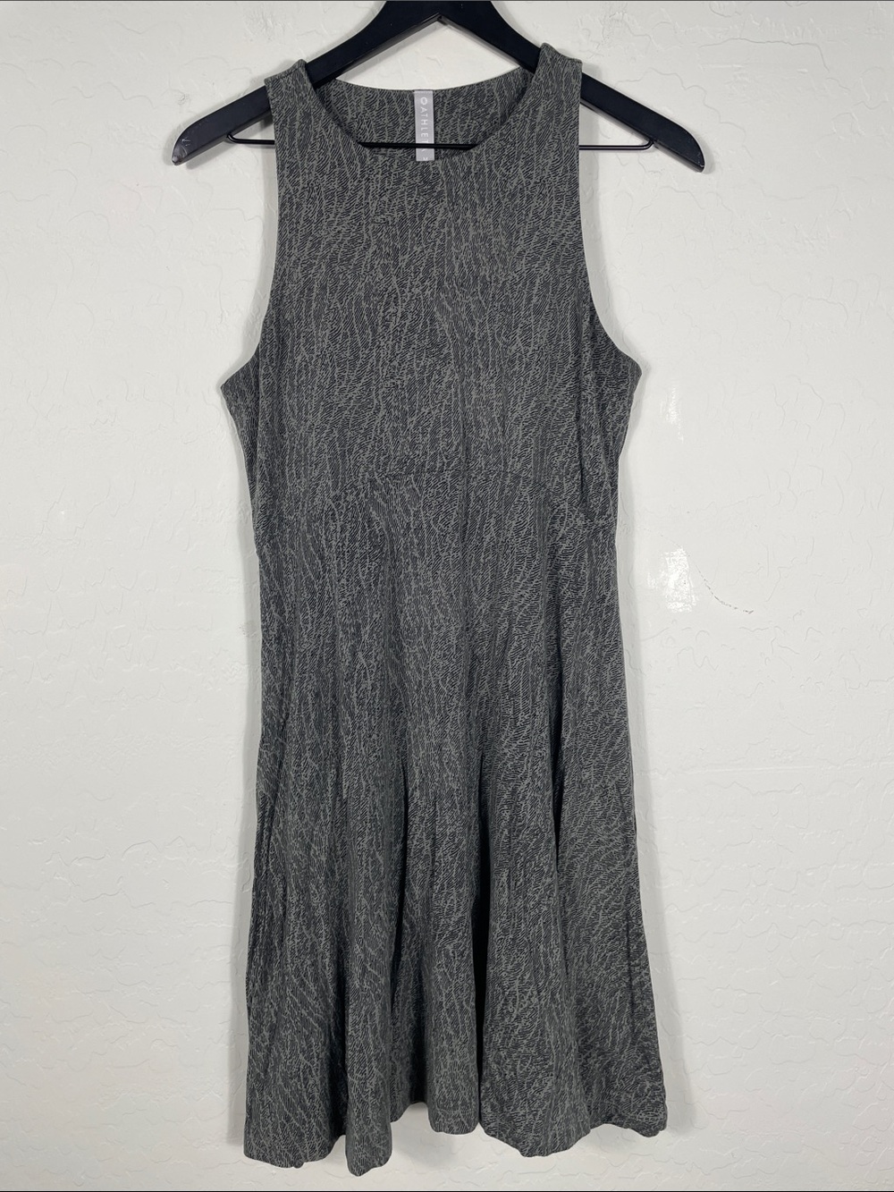 Athleta Santorini Thera Sage Textured Sleeveless Midi Dress Size M